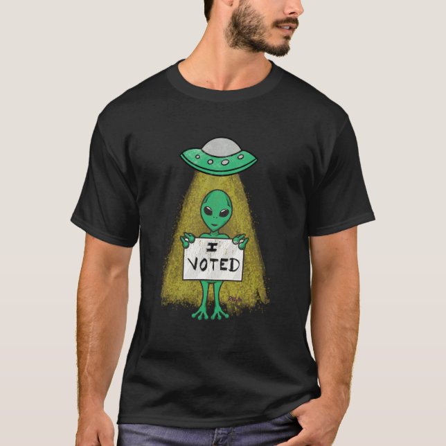 Camiseta Alienígena "Votei" (Frente)
