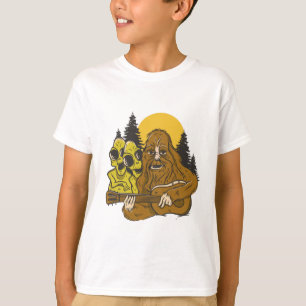 Camiseta Aliens Bigfoot Violão acampando Sasquatch Engraç
