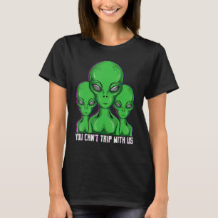 Camiseta Aliens que você não pode treinar conosco palavras