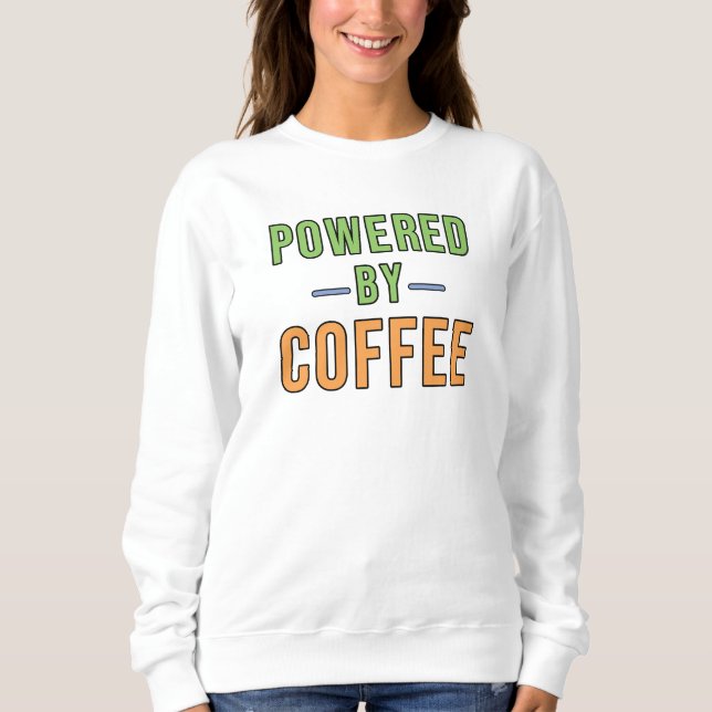 Camiseta Alimentado por Café (Frente)