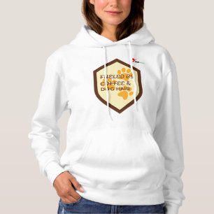 Camiseta Alimentado por Café e Cabelo de Cachorro – Diverti