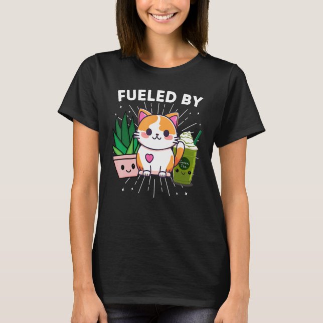 Camiseta Alimentado Por Plantas De Gatos Forçadas Matcha Ve (Frente)