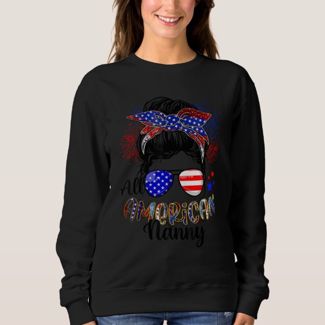 Camiseta All American Nanny USA Flag  4th Of July Messy Bun (Frente)