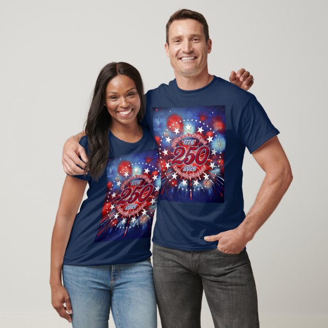 Camiseta  All Men Are Created Graphic Fireworks Burst (Unissex)