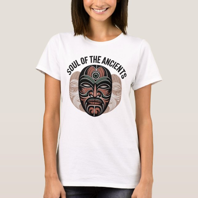 Camiseta Alma dos Antigos - Design de Máscara Tribal (Frente)