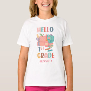 Camiseta Alô, 1º ano de volta às crianças da escola