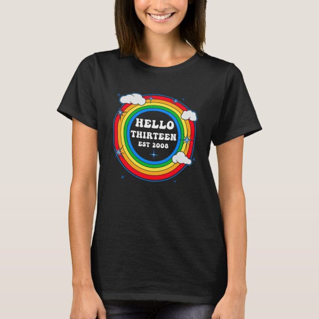 Camiseta Alô Treze De 2008 Cute Rainbow Clouds 13 Yea (Frente)