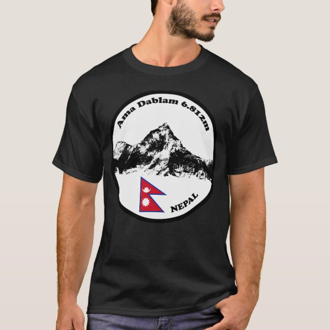 Camiseta Ama Dablam (Logotipo Grande) (Frente)