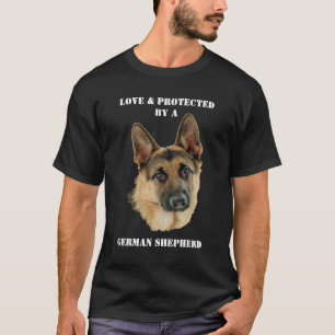 Camiseta Amado e protegido por uma imagem de German shepher