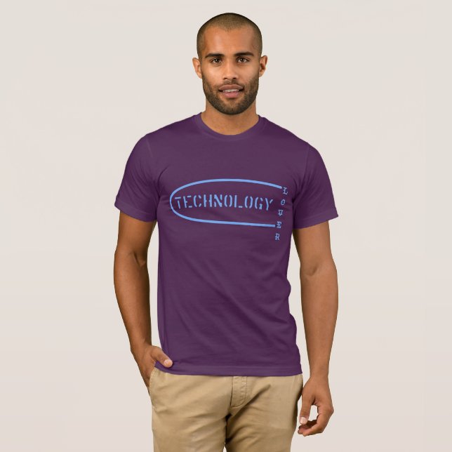 Camiseta Amante da tecnologia. (Frente Completa)