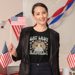 Camiseta Amante de Cat apoia entusiasticamente Kamala em 20