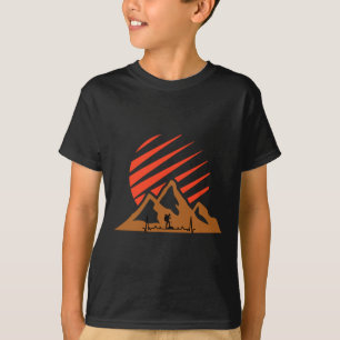 Camiseta Amantes das Montanhas Cuidado Natureza Escalada E