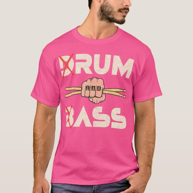 Camiseta Amantes Engraçadas De Bass Rum B-Ass (Frente)