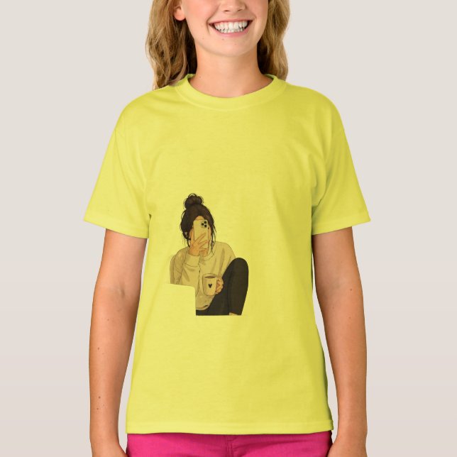 Camiseta amarela com estampas (Frente)