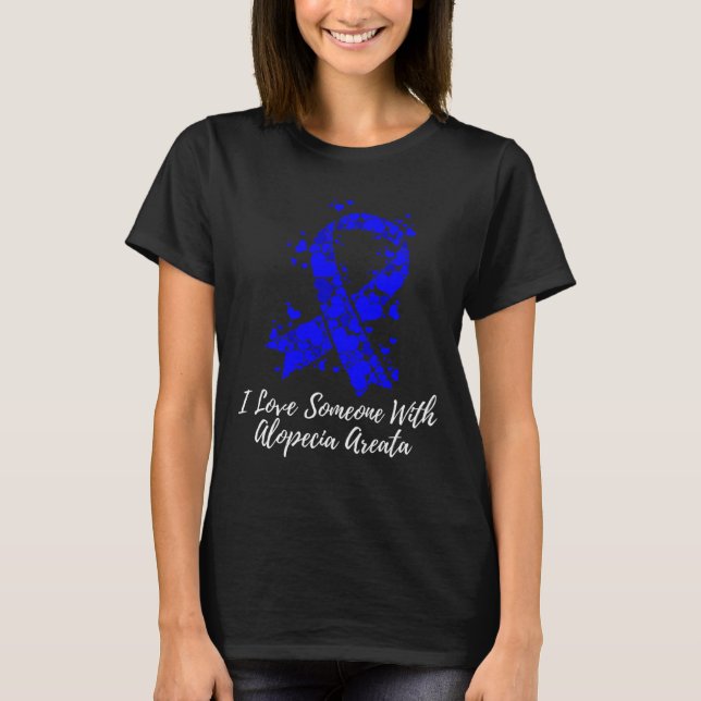 Camiseta Ame Alguém Com Alopecia Areata Consciência (Frente)