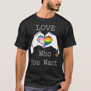 Camiseta Ame Quem Você Quer O Rainbow Heart Lgbt Gay Lesbia