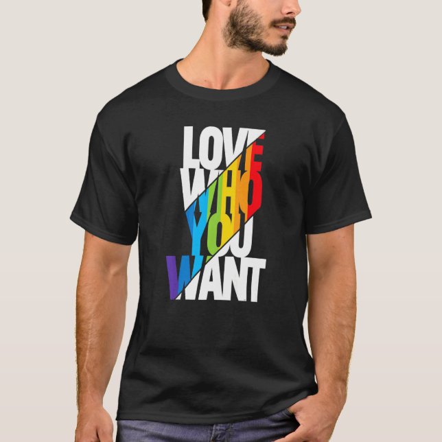 Camiseta Ame Quem Você Quer Orgulhosa Mãe Lgbt Orgulho gay  (Frente)