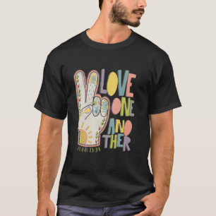 Camiseta Ame Uns aos Outros João 1334 Bíblia Frase Cristã