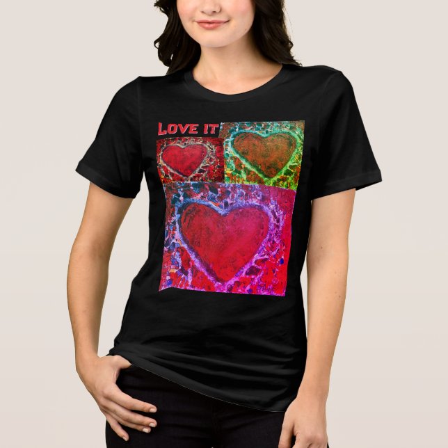 Camiseta "Amem-na" múltiplos corações das mulheres" (Frente)