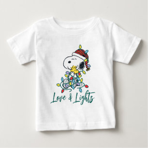 Camiseta Amendoins Amor e Luzes de Natal