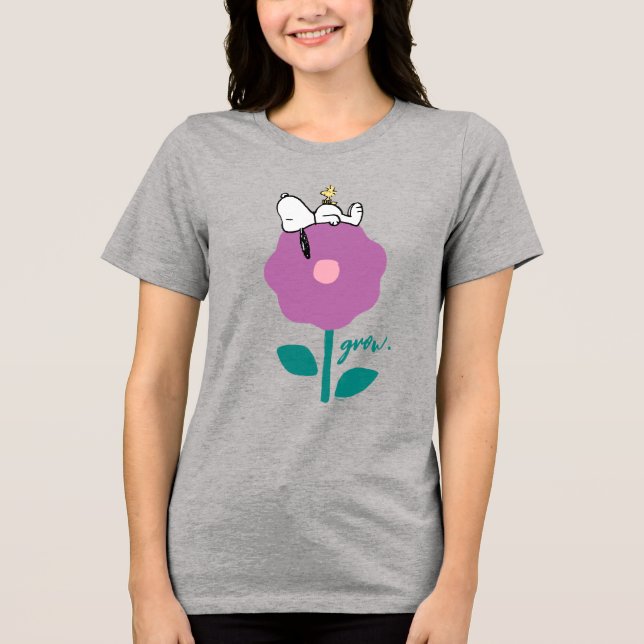Camiseta Amendoins | Apito De Esnoopia E Flor De Madeira (Frente)