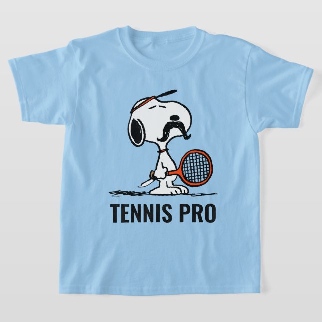 Camiseta Amendoins | Bigode Snoopy Jogando Tênis (Postura )