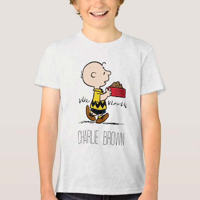 Camiseta Amendoins| Charlie Brown com o Snoopy's Dish (Frente)