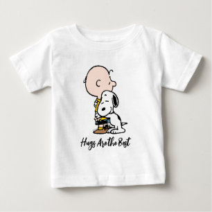 Camiseta Amendoins Charlie Brown & Snoopy Hug