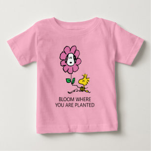 Camiseta Amendoins Esnoopia E Flor De Madeira