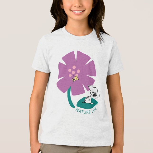 Camiseta Amendoins | Ilustração da Natureza: Flor Roxo (Frente)