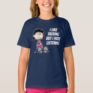 Camiseta Amendoins Lucy With Arms Crosssed