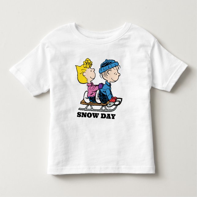 Camiseta Amendoins | Sally & Linus Sled Riding (Frente)