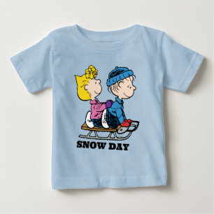 Camiseta Amendoins   Sally & Linus Sled Riding