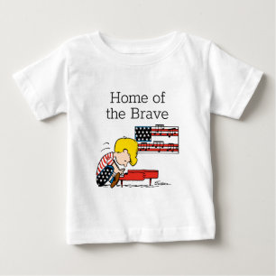 Camiseta Amendoins Schroeder Patriótico e seu Piano