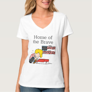 Camiseta Amendoins Schroeder Patriótico e seu Piano