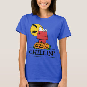 Camiseta Amendoins   Snoopy Halloween Doghouse