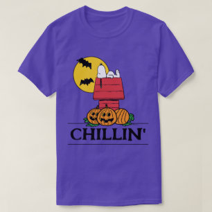 Camiseta Amendoins   Snoopy Halloween Doghouse
