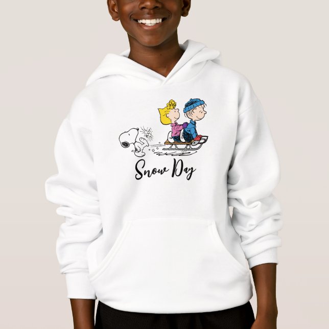 Camiseta Amendoins | Snoopy, Sally & Linus Sled Riding (Frente)