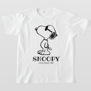 Camiseta Amendoins Snoopy Sunglass Ponder
