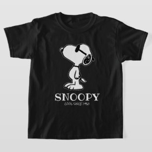 Camiseta Amendoins   Snoopy Sunglass Ponder