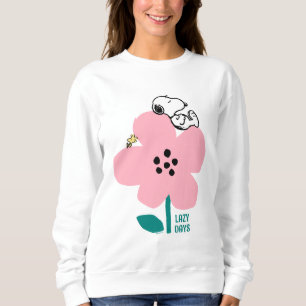 Camiseta Amendoins   Snoopy & Woodstock Nap na Flor Rosa
