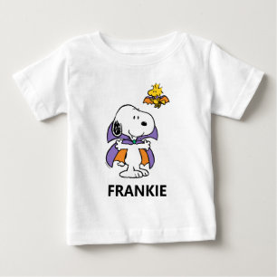 Camiseta Amendoins Snoopy Woodstock Vampiro Halloween