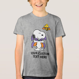 Camiseta Amendoins Snoopy Woodstock Vampiro Halloween