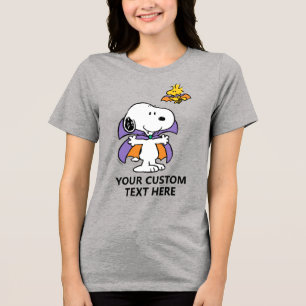 Camiseta Amendoins Snoopy Woodstock Vampiro Halloween