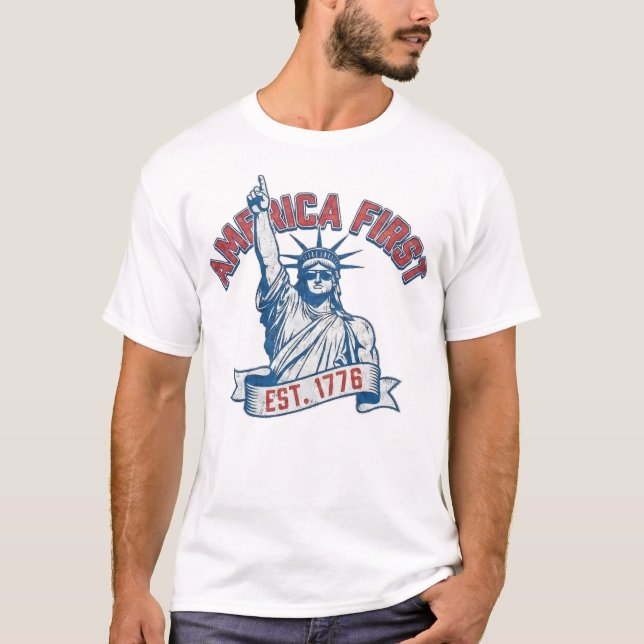 Camiseta AMERICA FIRST - Est. 1776 (Frente)