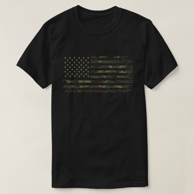 Camiseta American Flag In Military Camouflage Colors (Frente do Design)