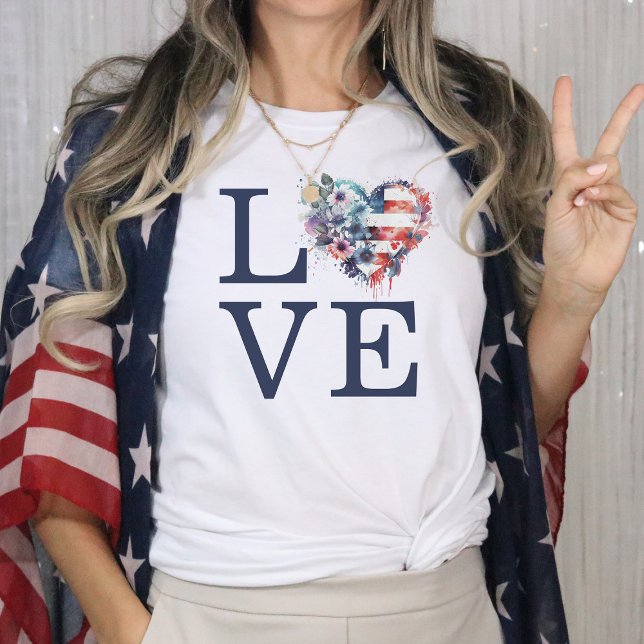 Camiseta American Flag Love Heart 4 de julho (My heart beats red, white, and blue.)