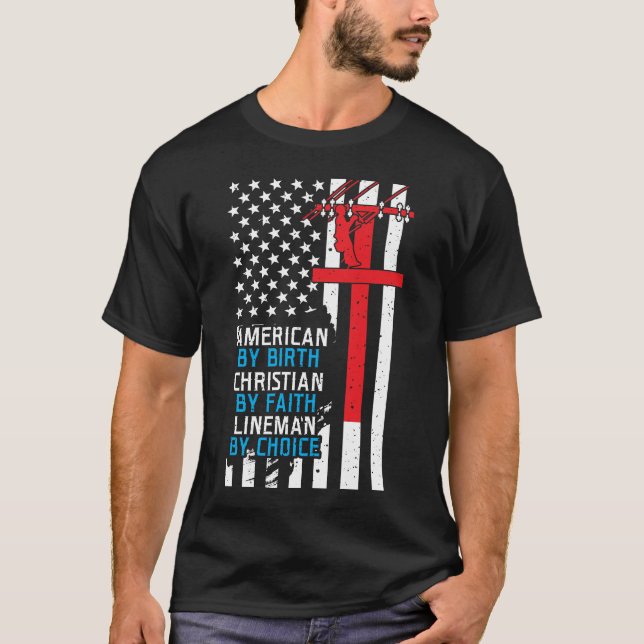 Camiseta Americano De Nascimento, Christian By Faith, Lines (Frente)