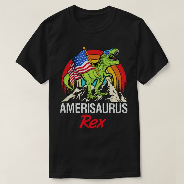 Camiseta Amerisauro Rex Dinossauro Bandeira Americana 4 de  (Frente do Design)