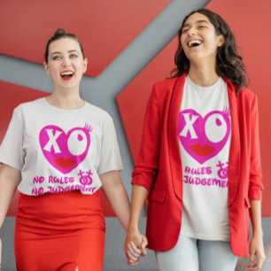 Camiseta Amigas Sem Regras Sem Julgamento Galentine's Femin